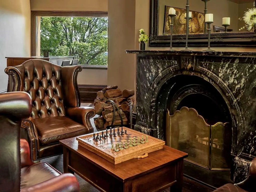 Mount Lofty House Hotel Crafers